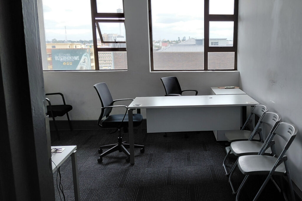 myoffice@dealshouse